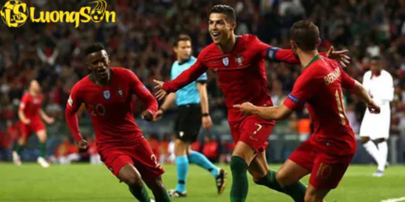 Bồ Đào Nha vô địch Euro 2016 không cần chơi kiểm soát bóng